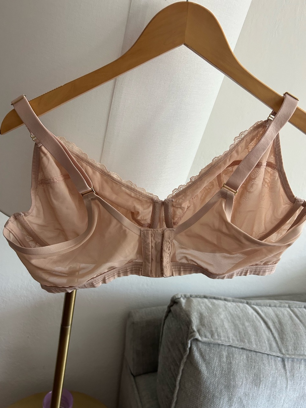 Cacique 42DDD Bra Modern Lace Covered Full Coverage Beige Floral - Picture 6 of 9
